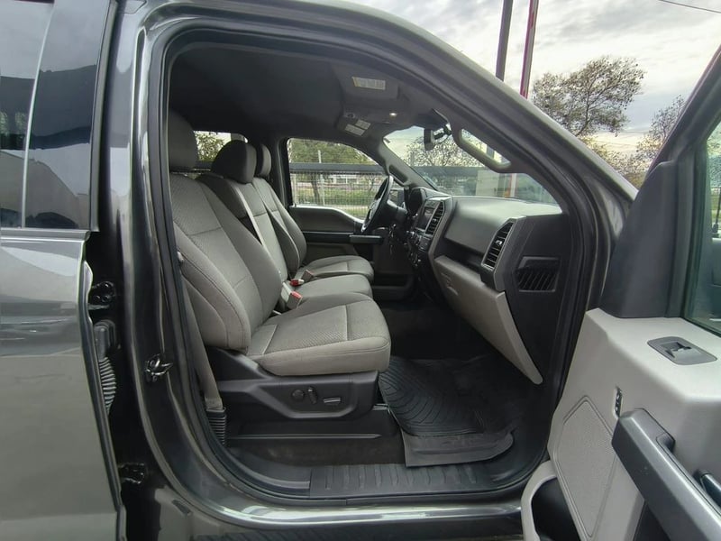 Ford F-150 XLT 4X4 5.0 2021 - Imagen 18 de 20
