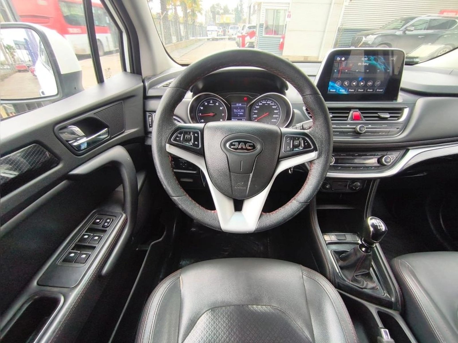 JAC S3 GRAND S3 1.6 MT 2020 - Imagen 18 de 20