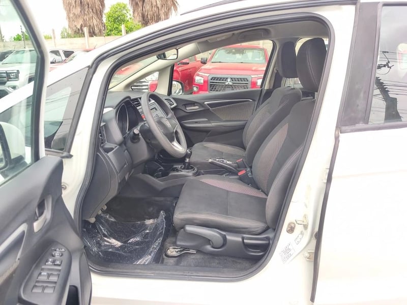 Honda WR-V WR V LX 1.5 2018 - Imagen 11 de 20
