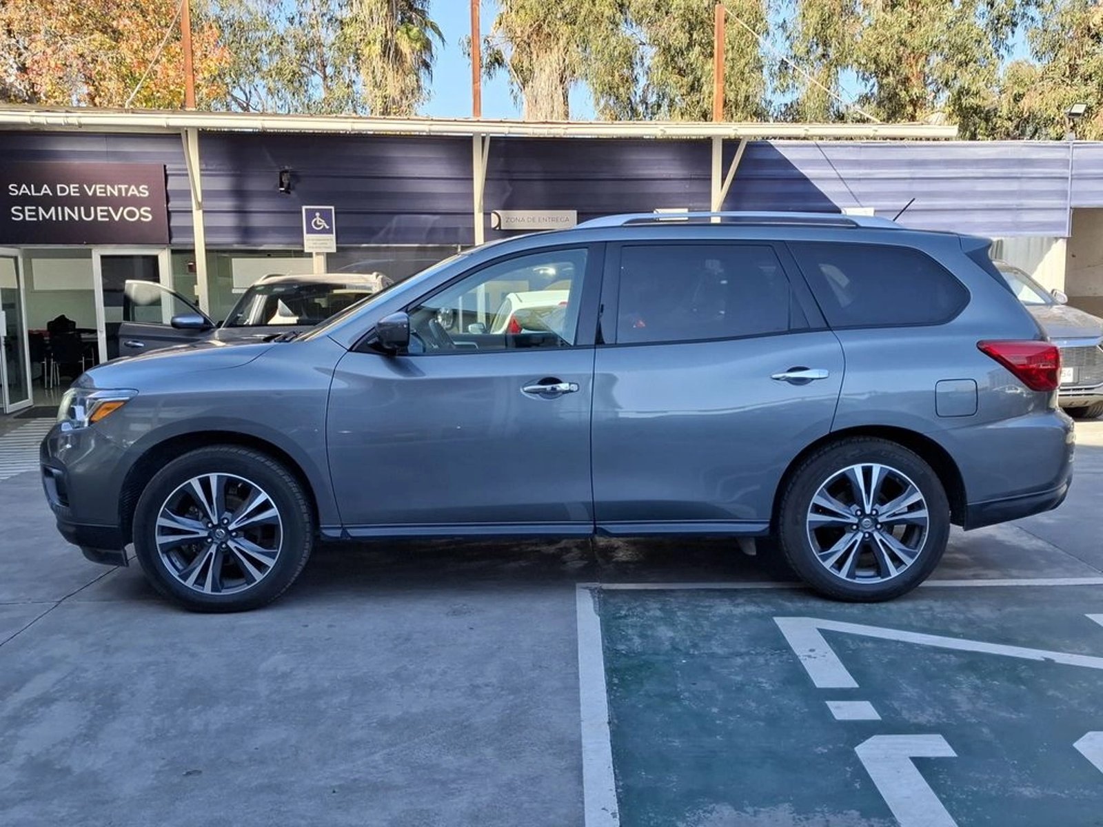 NISSAN PATHFINDER 2019 - Imagen 7 de 20