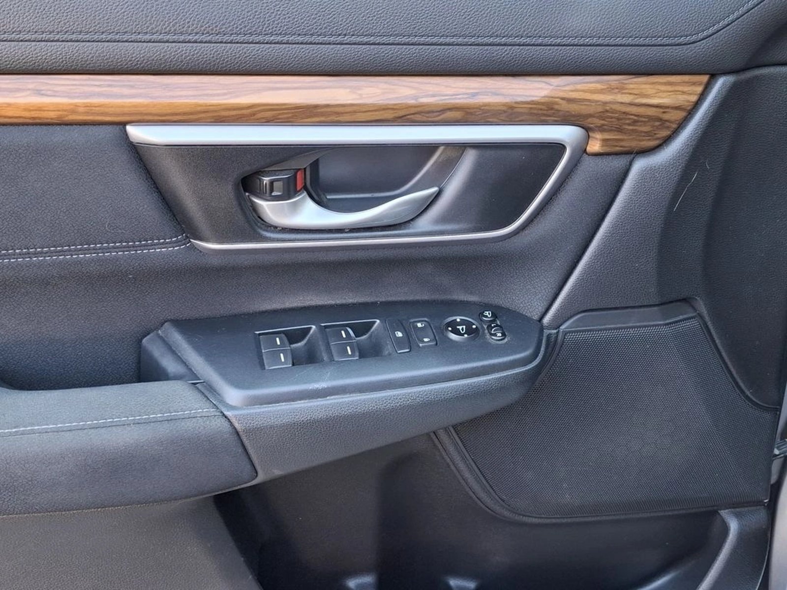 HONDA CR-V 2018 - Imagen 13 de 20