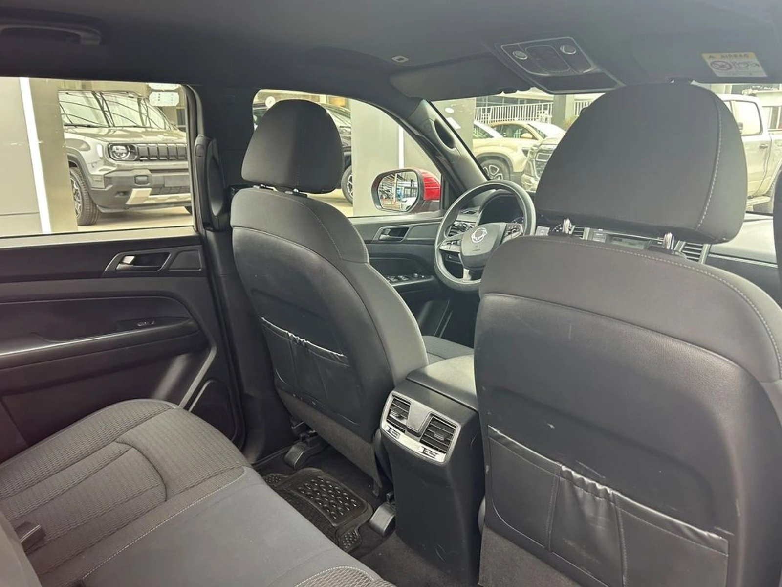 SsangYong MUSSO 2.2 GLX MT 4X4 DIESEL 2024 - Imagen 11 de 17