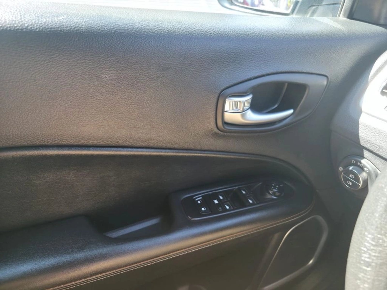 JEEP COMPASS 2020 - Imagen 14 de 20