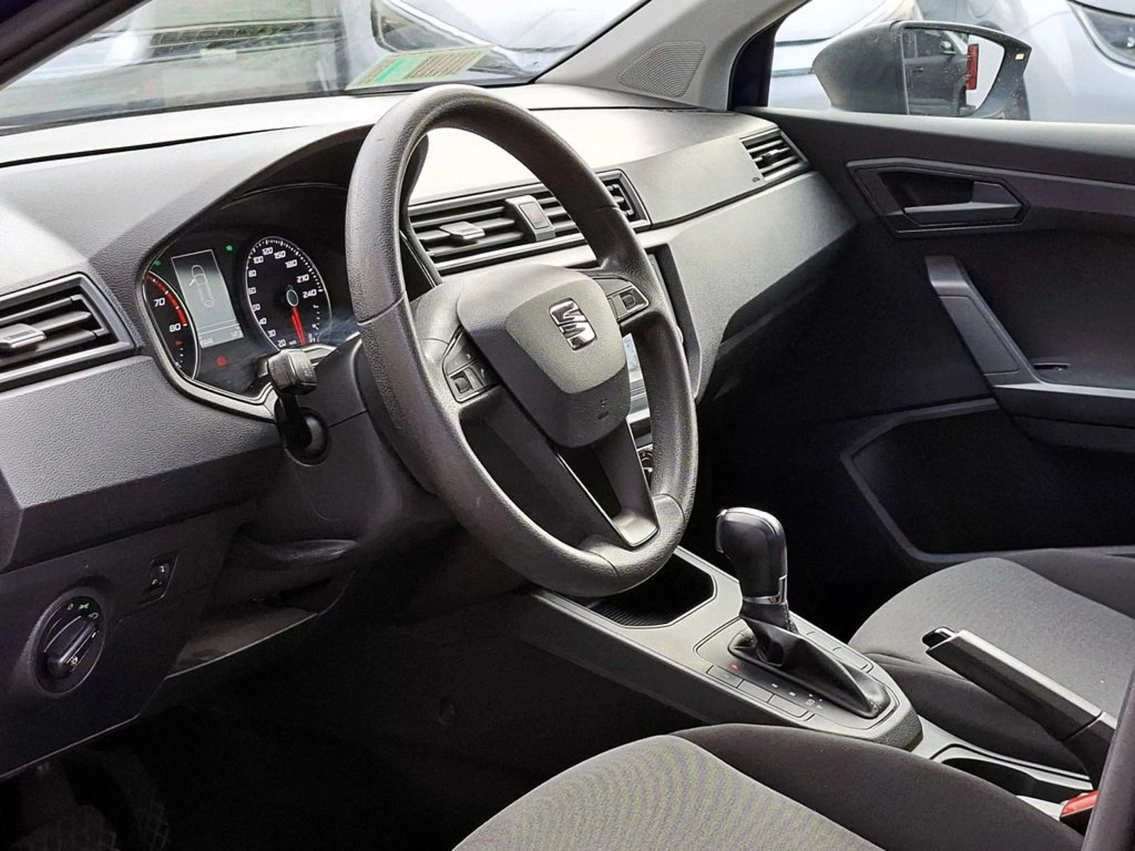 SEAT ARONA 2021 - Imagen 12 de 20