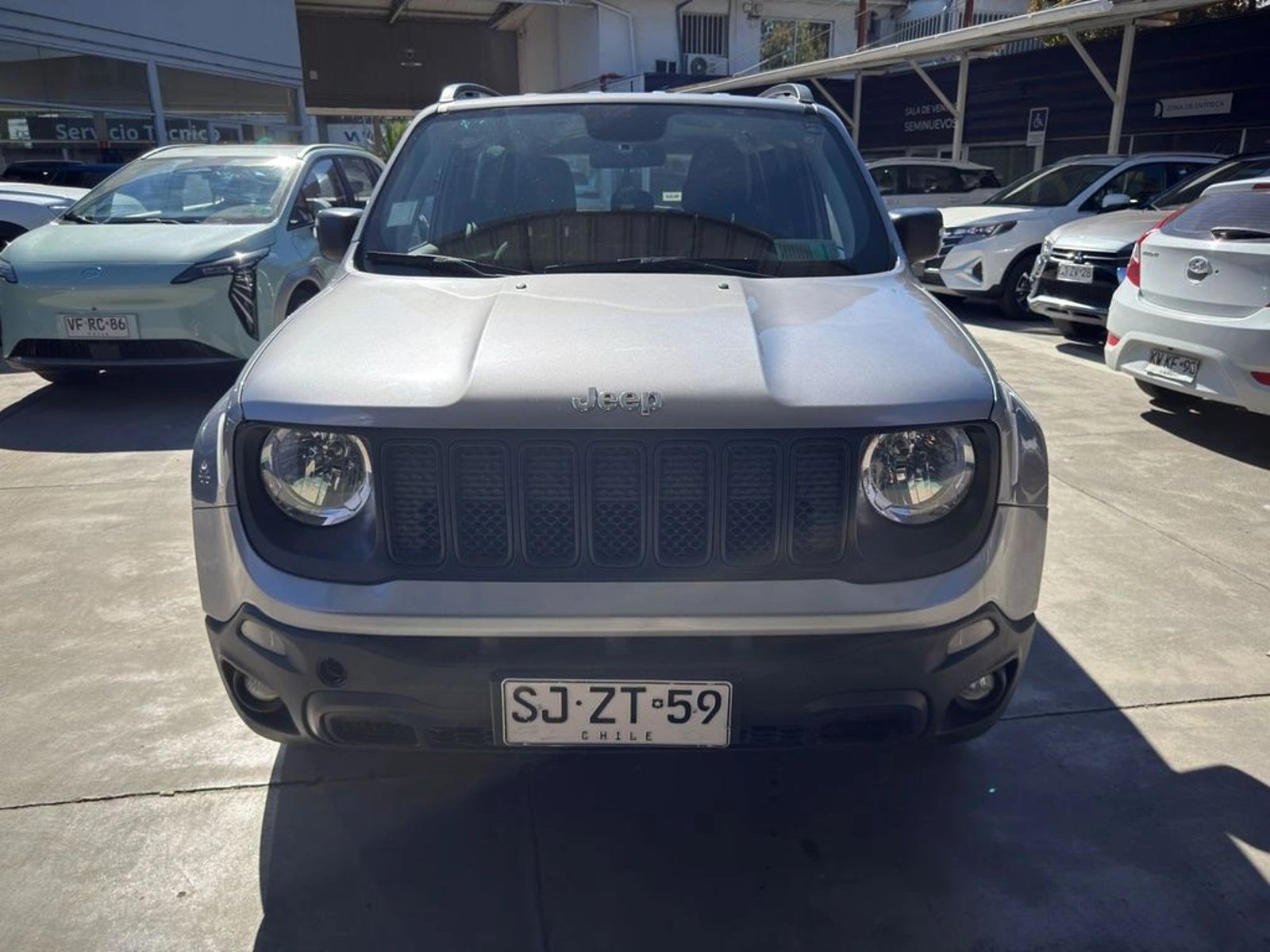 Jeep RENEGADE 1.8 SPORT LX 4X2 MT 5P 2023 - Foto 3 de 20