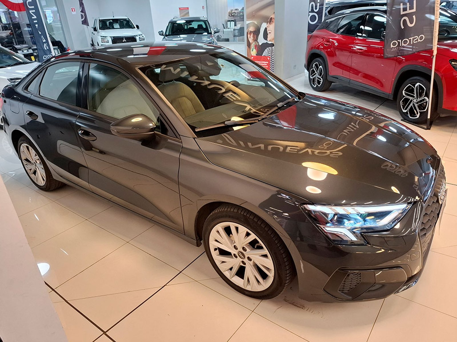 Audi A3 1.4 TFSI 35 4X2 SDN AT 4P 2022 - Foto 4 de 20