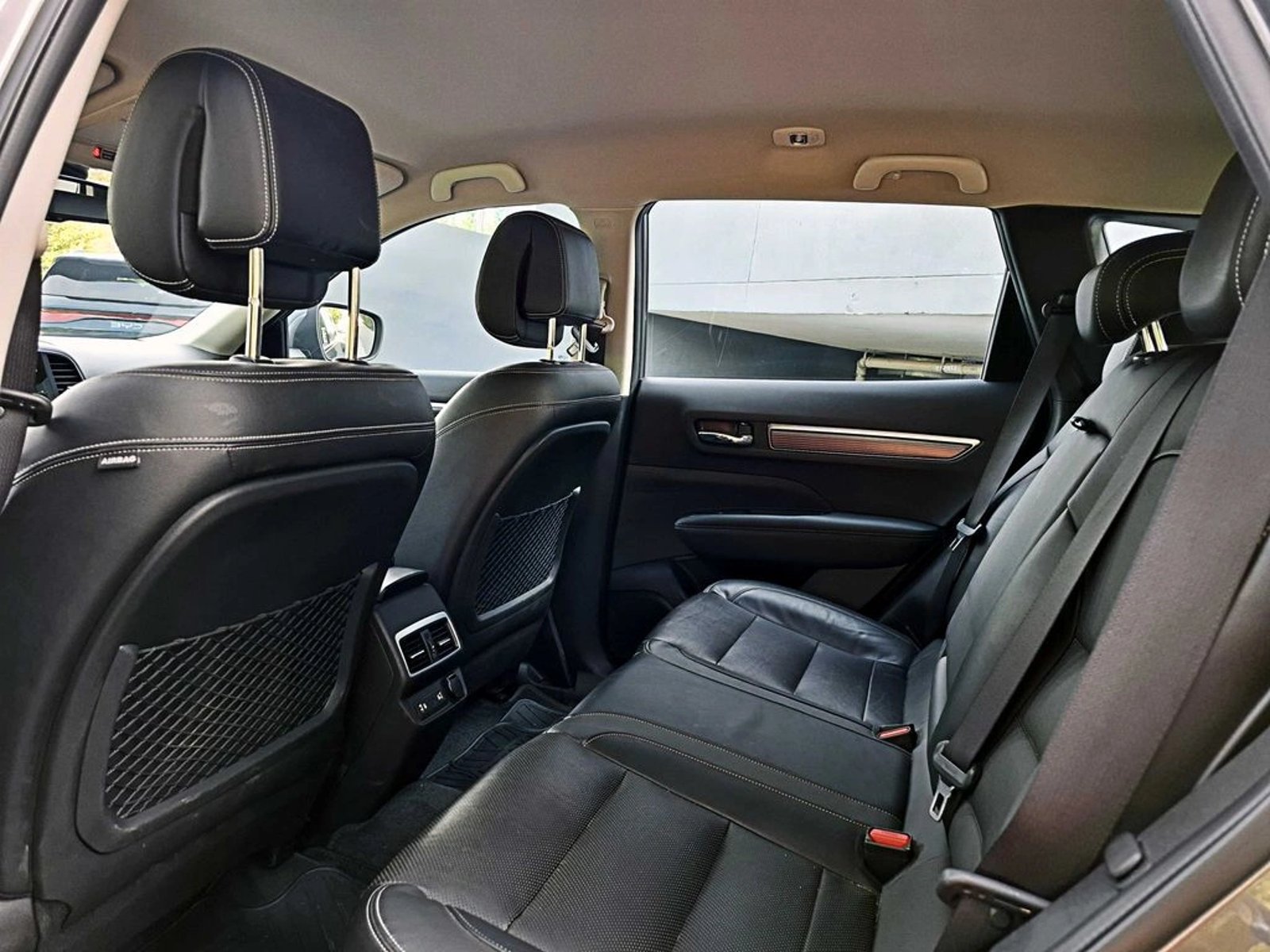 Renault KOLEOS 2.5 ZEN PLUS 4WD AT 5P 2023 - Imagen 16 de 20