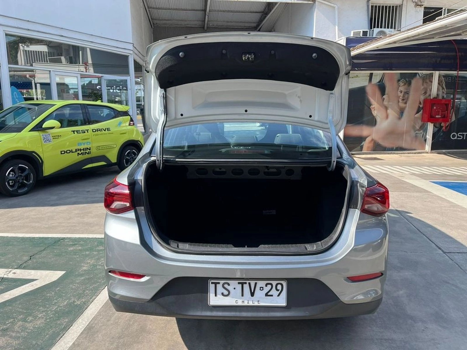 CHEVROLET ONIX 2025 - Imagen 15 de 17