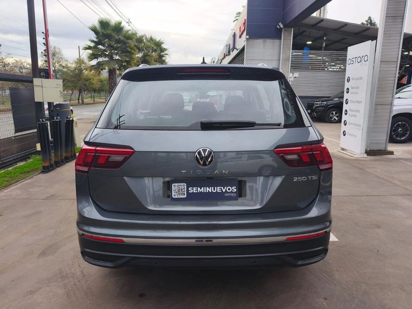 Volkswagen TIGUAN 1.4 TSI COMFORTLINE 7A 2022 - Imagen 7 de 20