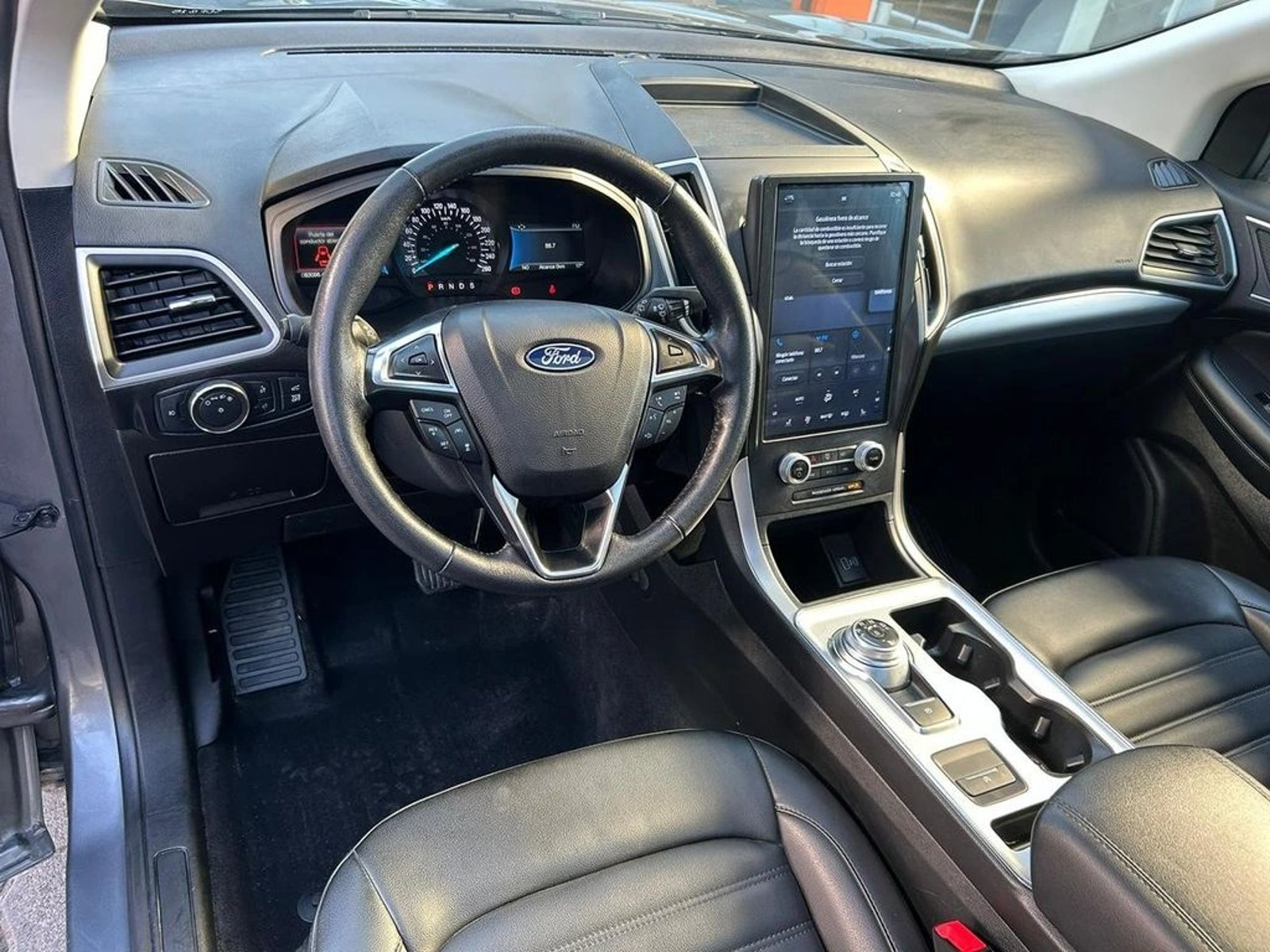 FORD EDGE 2022 - Imagen 8 de 17