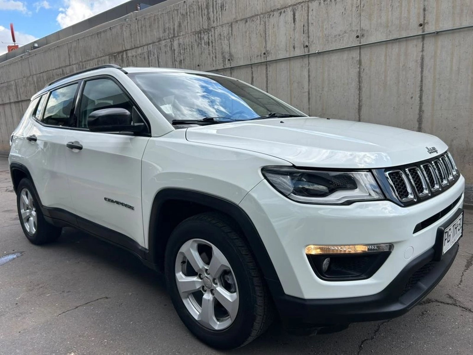 Jeep COMPASS SPORT 2.4 MT 2019 - Foto 3 de 16