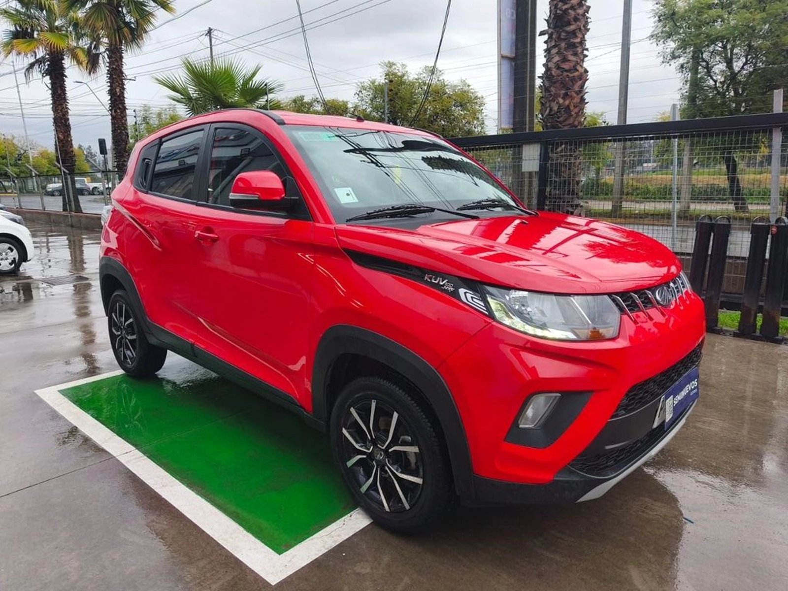 Mahindra KUV100 1.2 DELUXE MT 2021 - Imagen 3 de 20