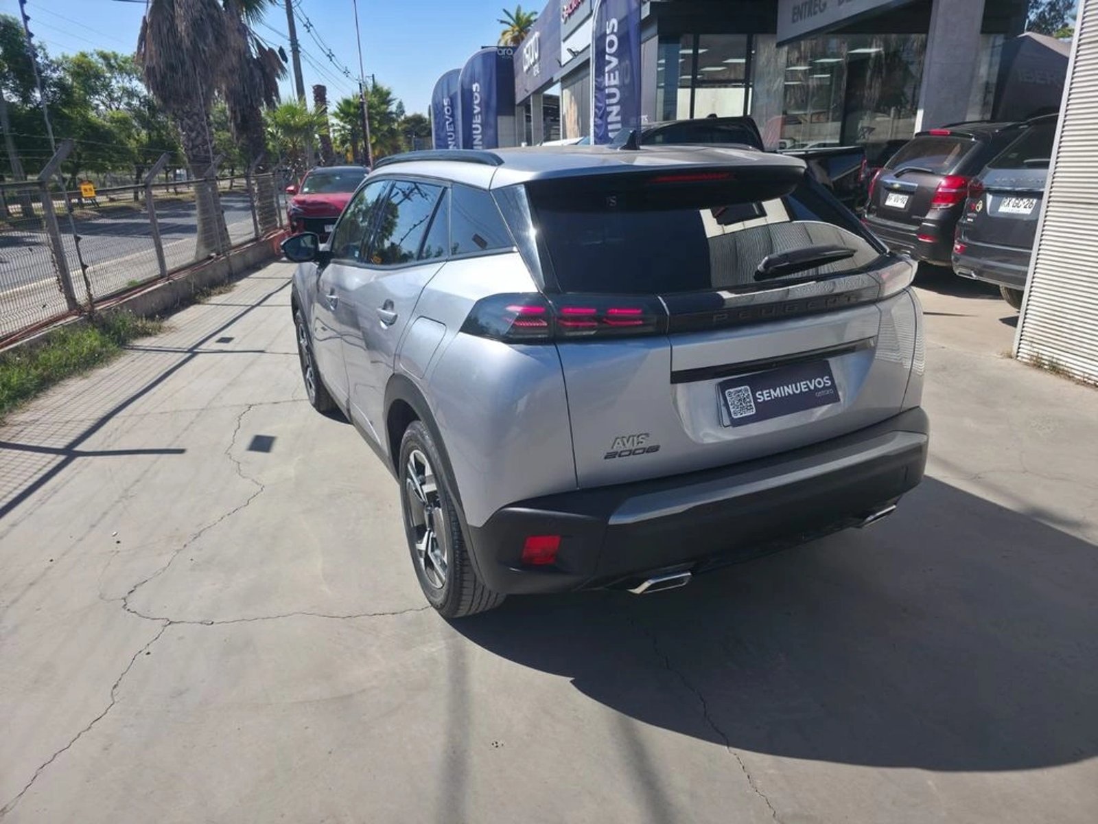 PEUGEOT 2008 2024 - Imagen 9 de 20