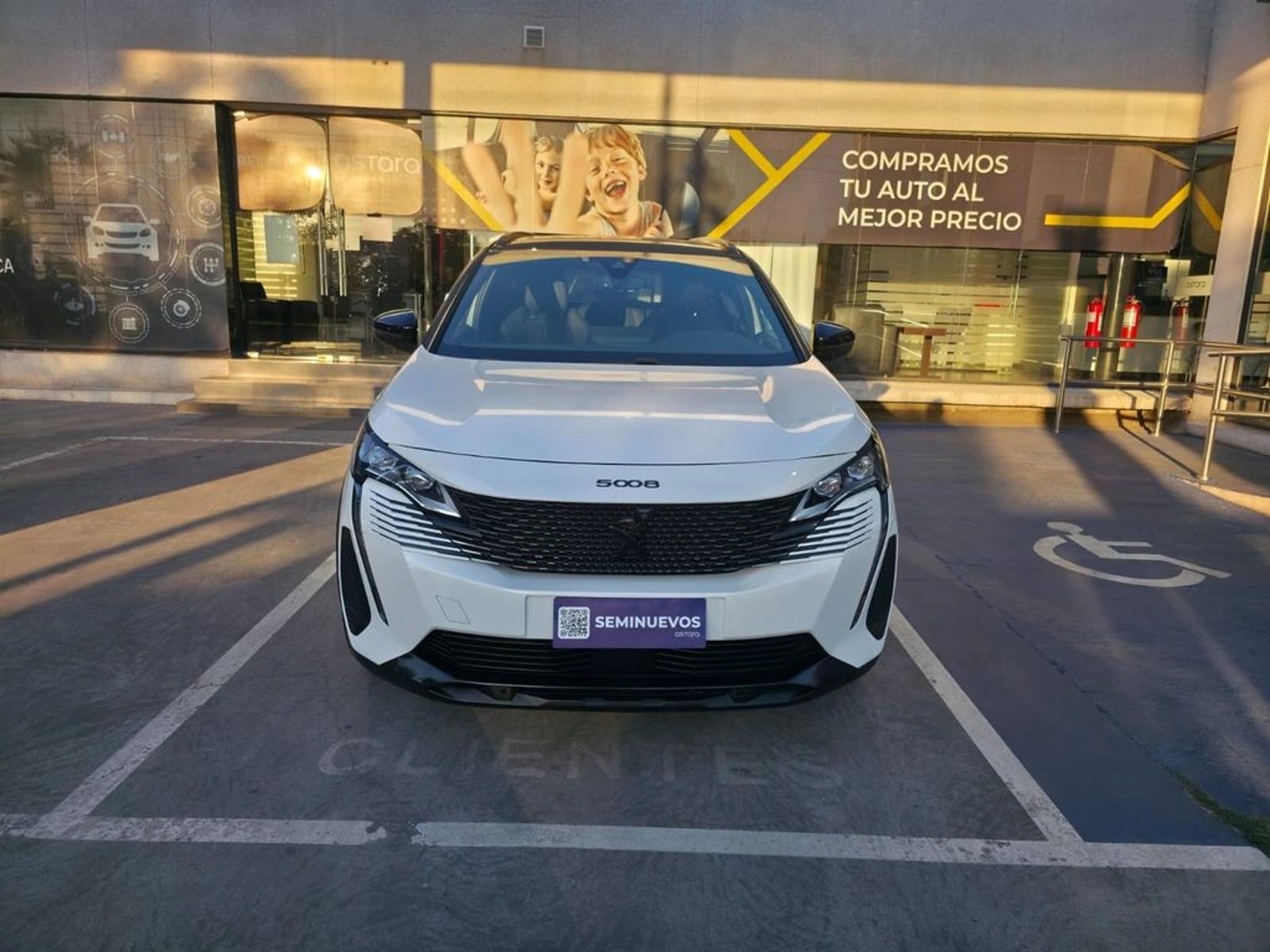 PEUGEOT 5008 2023 - Imagen 3 de 20