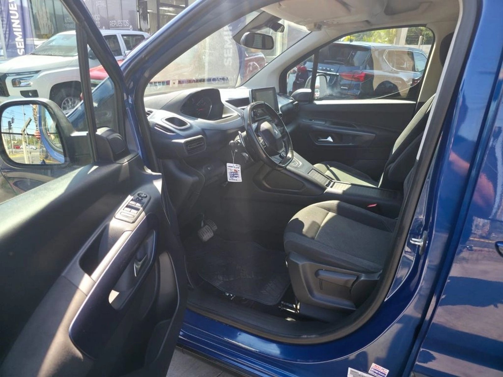PEUGEOT RIFTER 2023 - Imagen 14 de 20