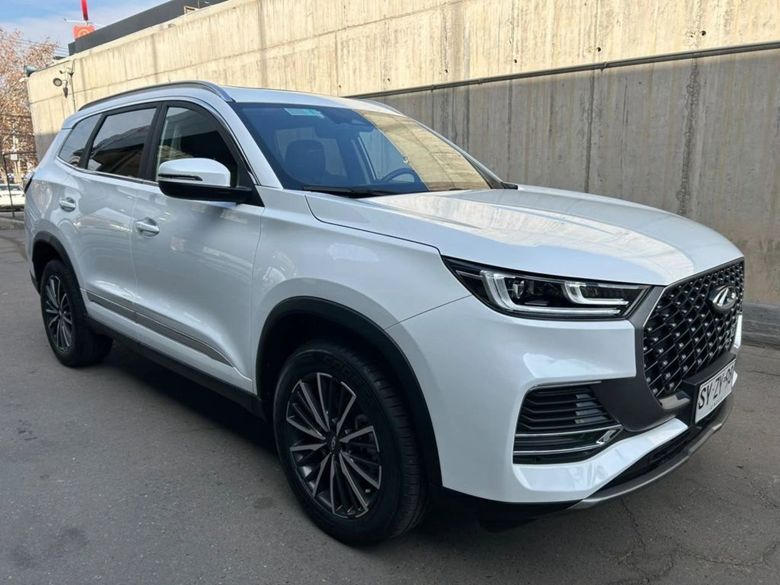 Chery TIGGO 8 PRO PRO MAX 1.5T HIBRIDO 2024 - Foto 4 de 17