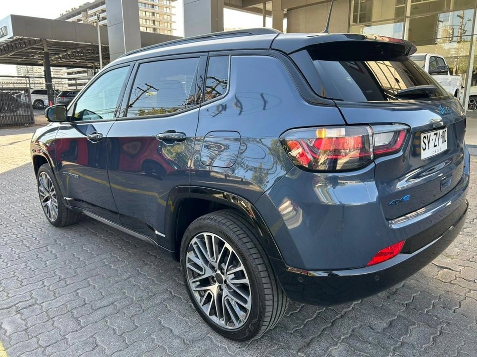JEEP COMPASS 1.3 4XE ALTITUDE HYBRID AWD AT 5P 2024 - Foto 5 de 17