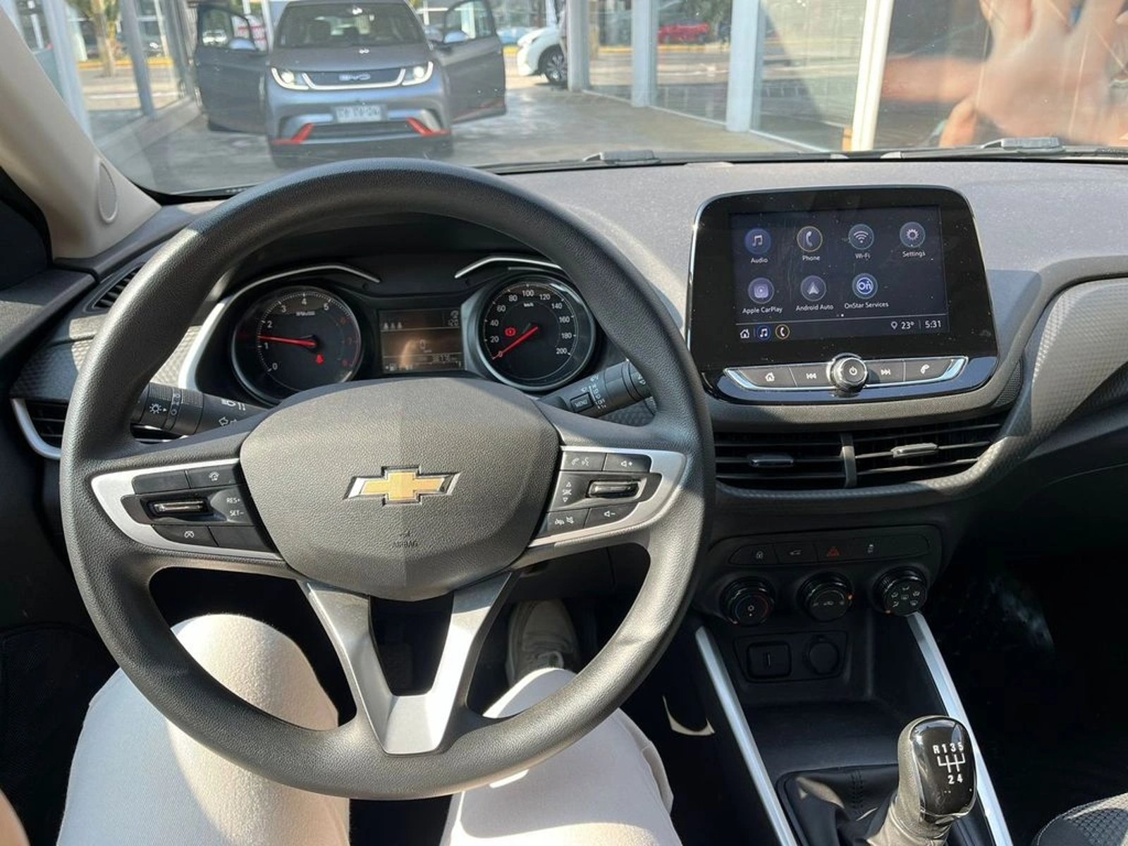 CHEVROLET ONIX 2025 - Imagen 12 de 17