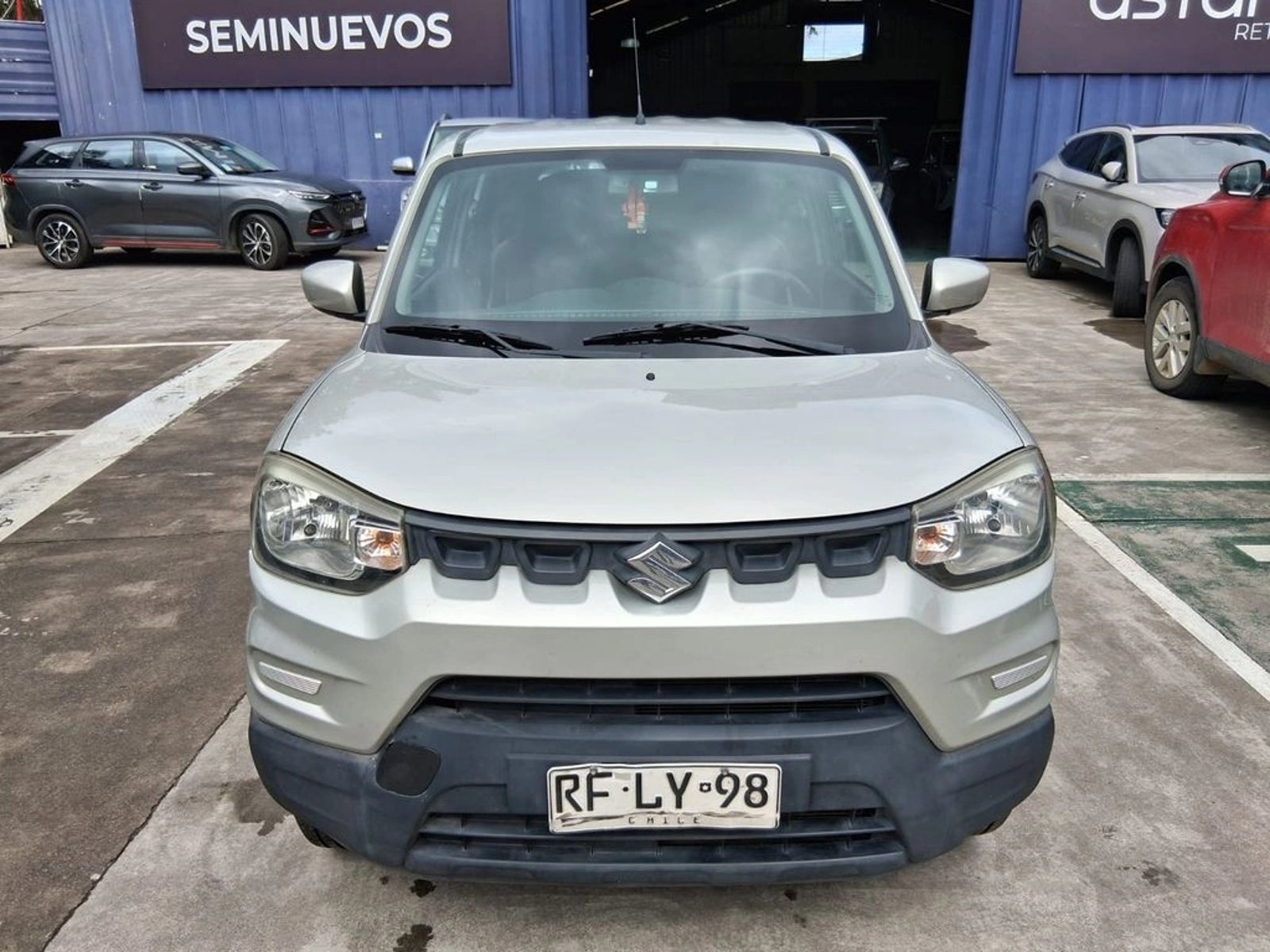 Suzuki S-PRESSO 1.0 GLX 4X2 MT 5P 2021 - Foto 3 de 16