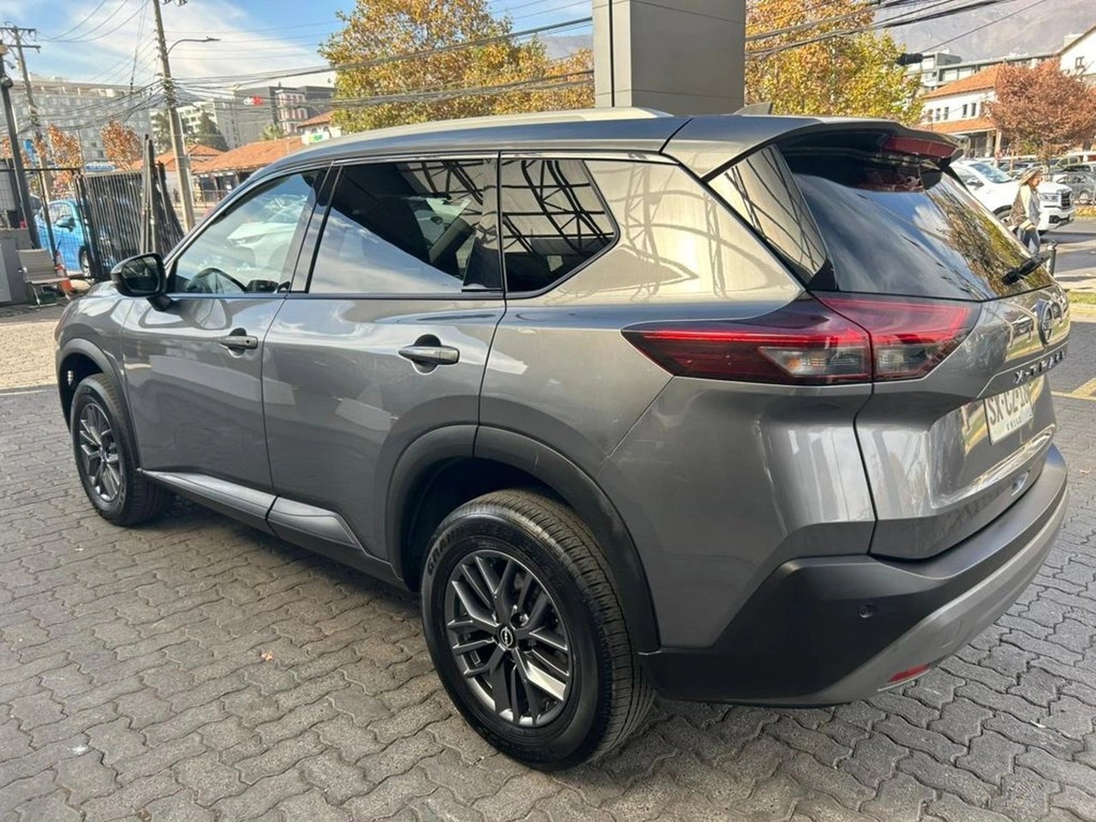 NISSAN X-TRAIL 2023 - Imagen 5 de 17