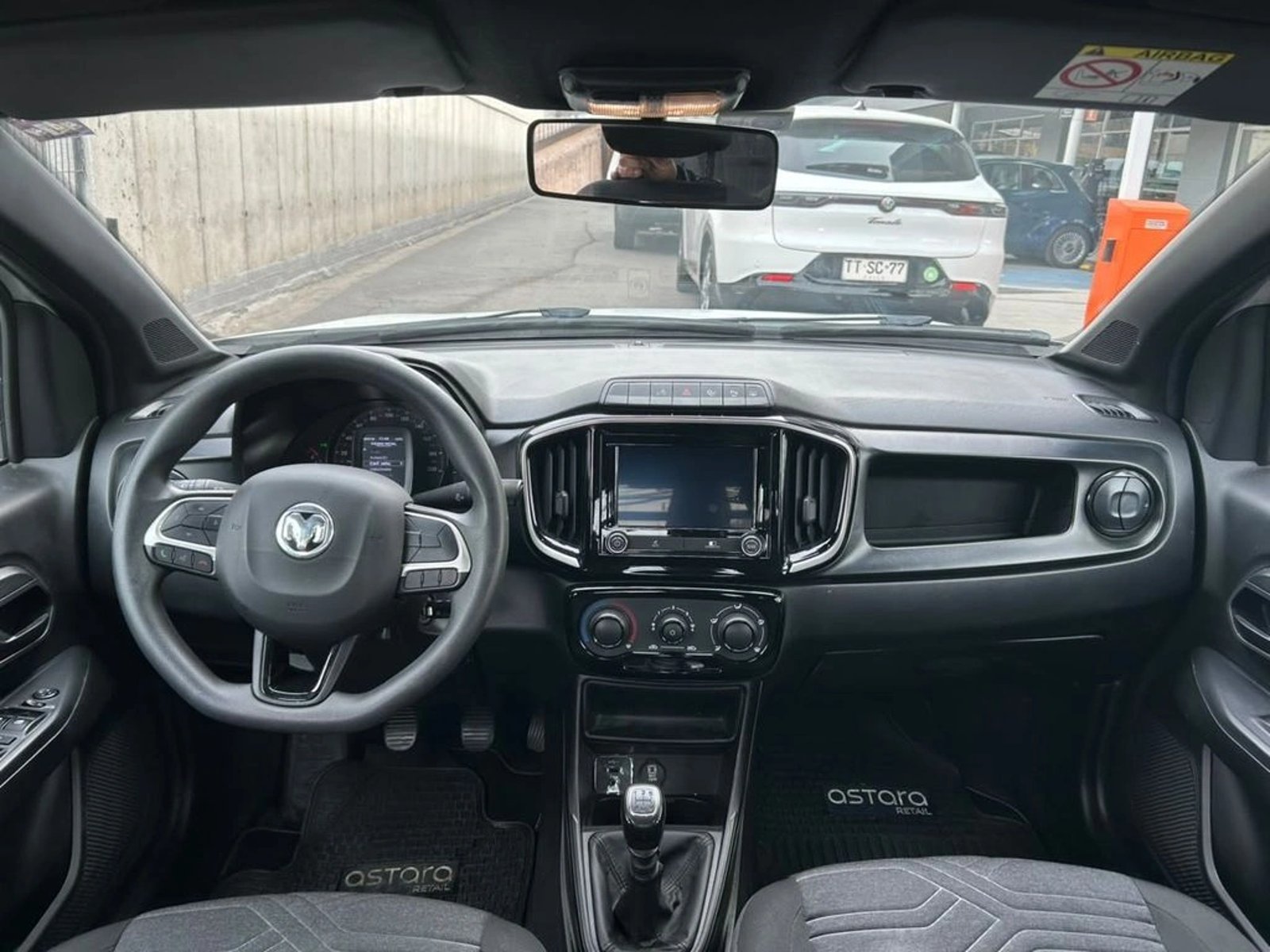 RAM 700 1.3 SLT CD MT 2024 - Imagen 9 de 16