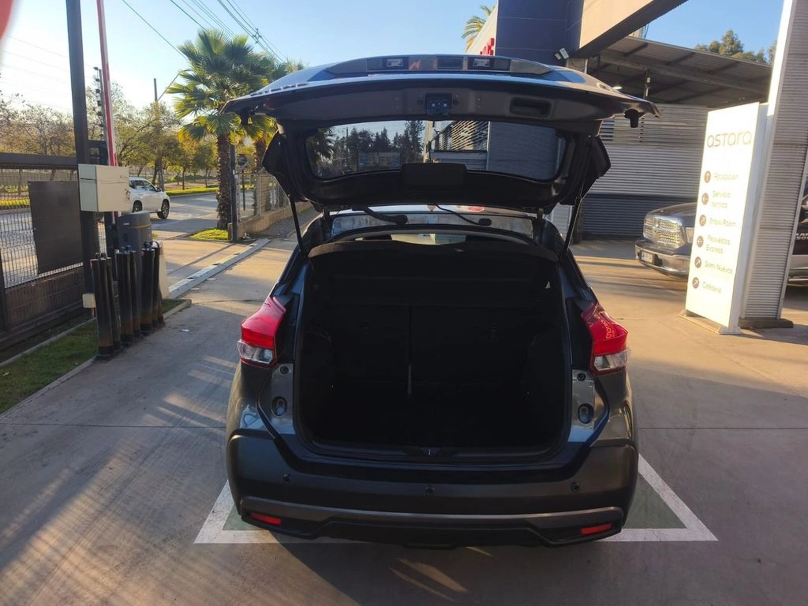 Nissan KICKS 1.6 MT ADVANCE 2020 - Imagen 7 de 20