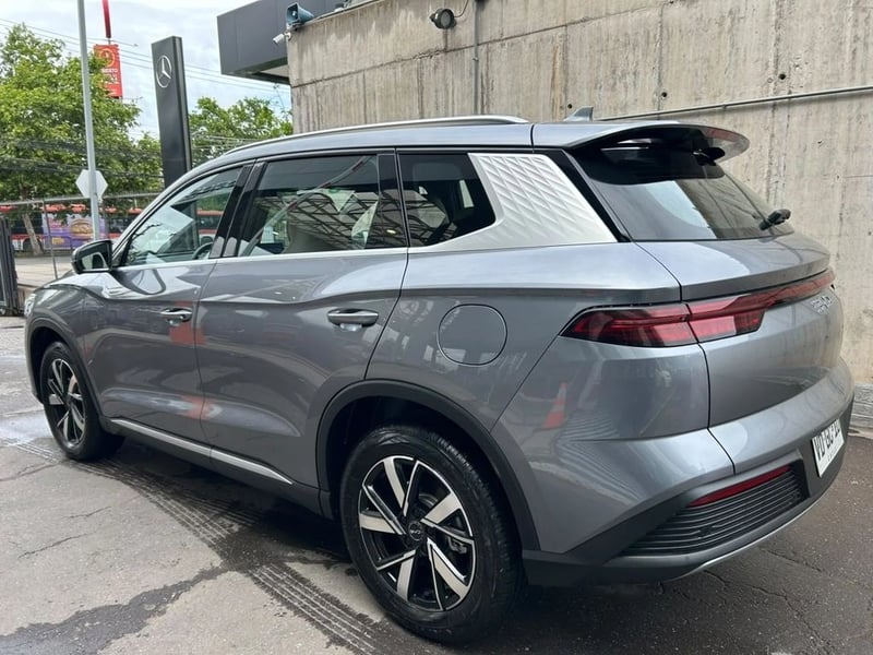 BYD SONG PRO GS DM-i 1.5 AUT 2025 - Imagen 6 de 15