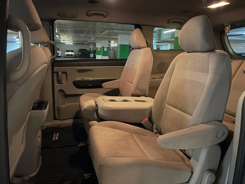 Kia GRAND CARNIVAL EX 3.3 AUT 2019 - Imagen 9 de 19