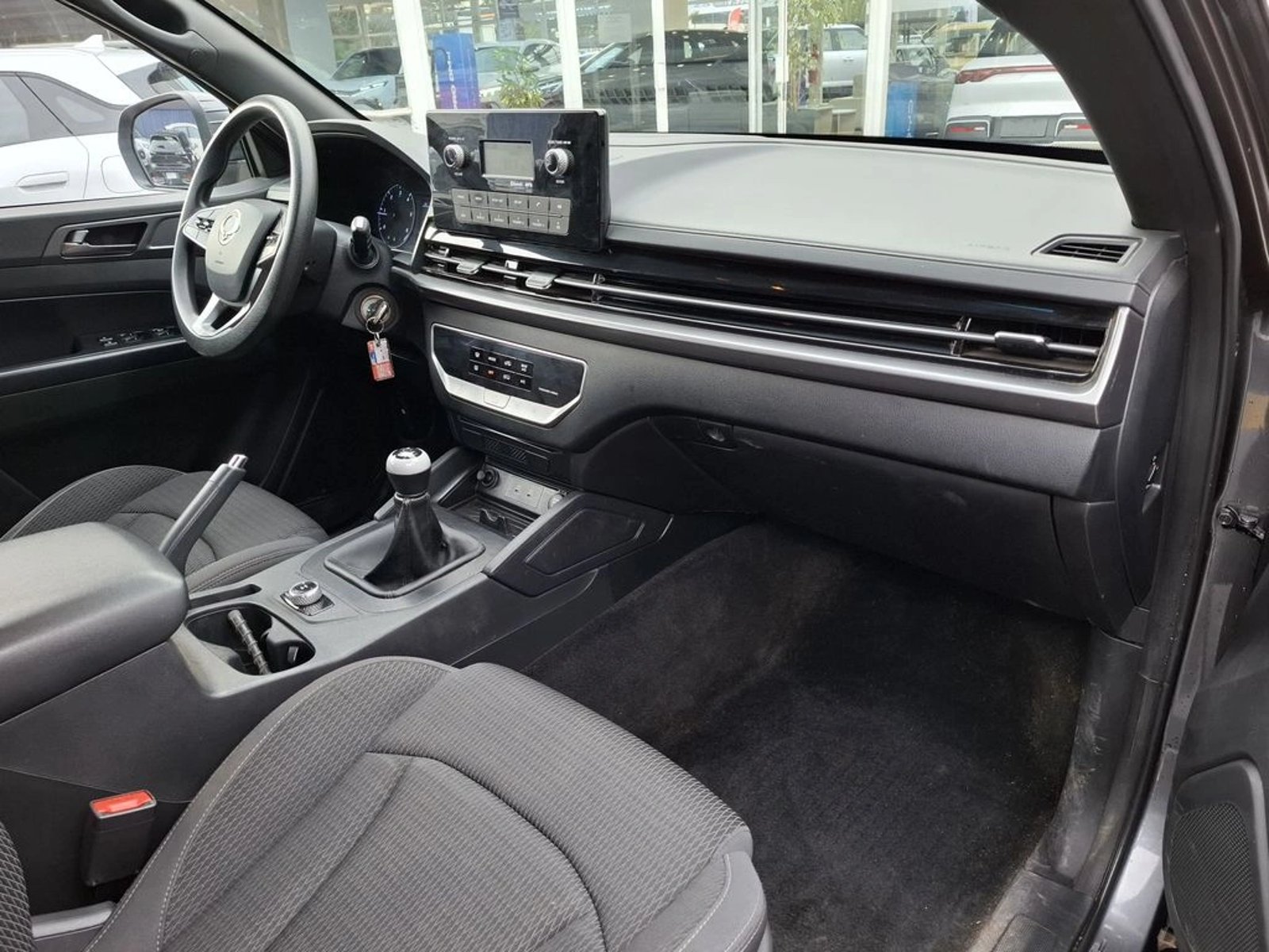 SsangYong MUSSO GRAND 4X4 2.2 D 2024 - Imagen 14 de 20