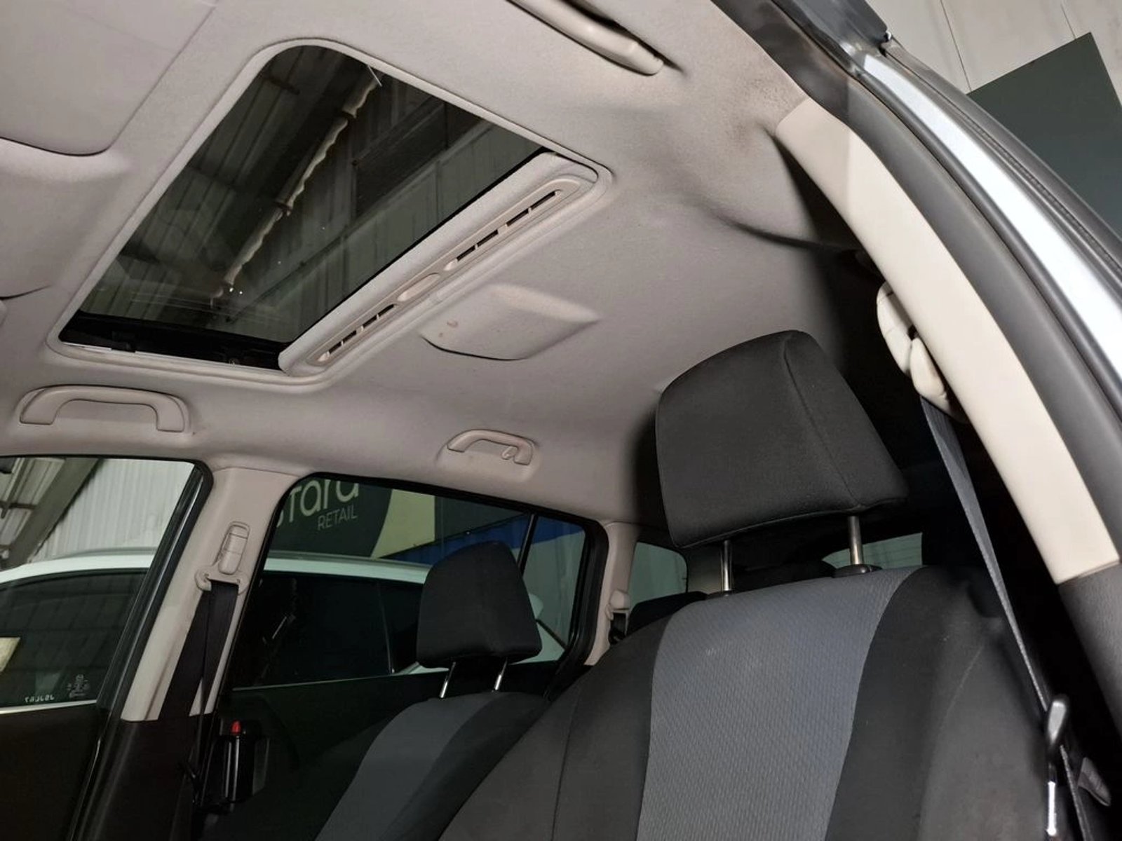 Mazda 5 2.0 AUT 2017 - Imagen 18 de 20
