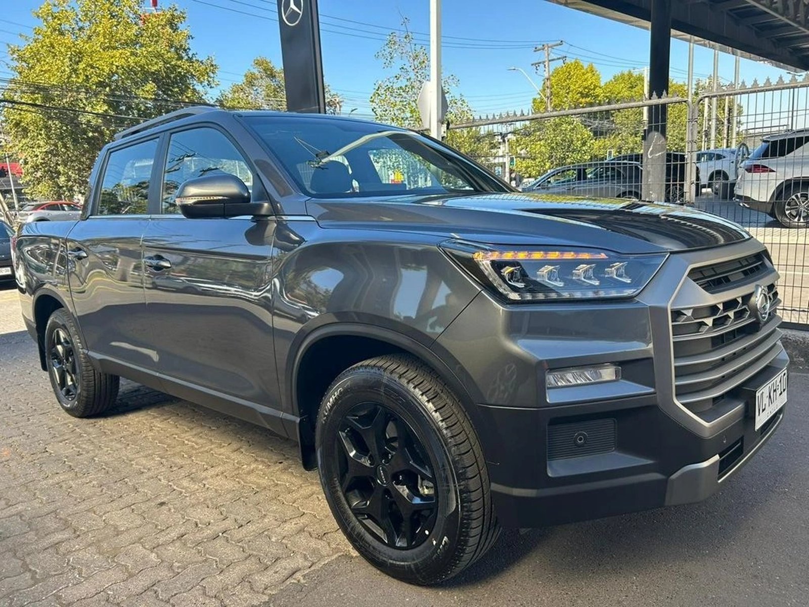 SSANGYONG MUSSO 2.2 GLX AT 4X4 DIESEL 2026 - Foto 4 de 17