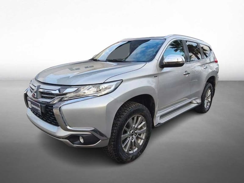 Mitsubishi MONTERO SPORT 2.4 AUT 4X2 DIESEL 2020
