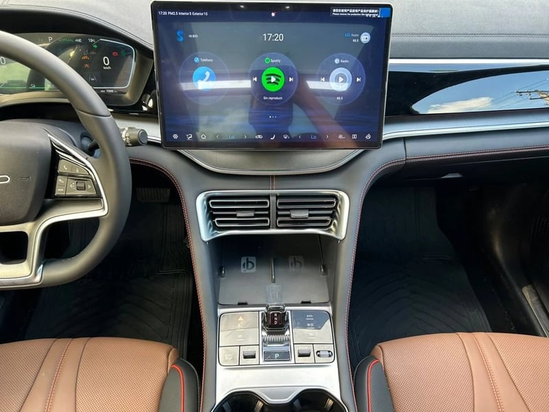 BYD SONG PLUS GX DMI 4X2 1.5 AUT 2026 - Imagen 8 de 15