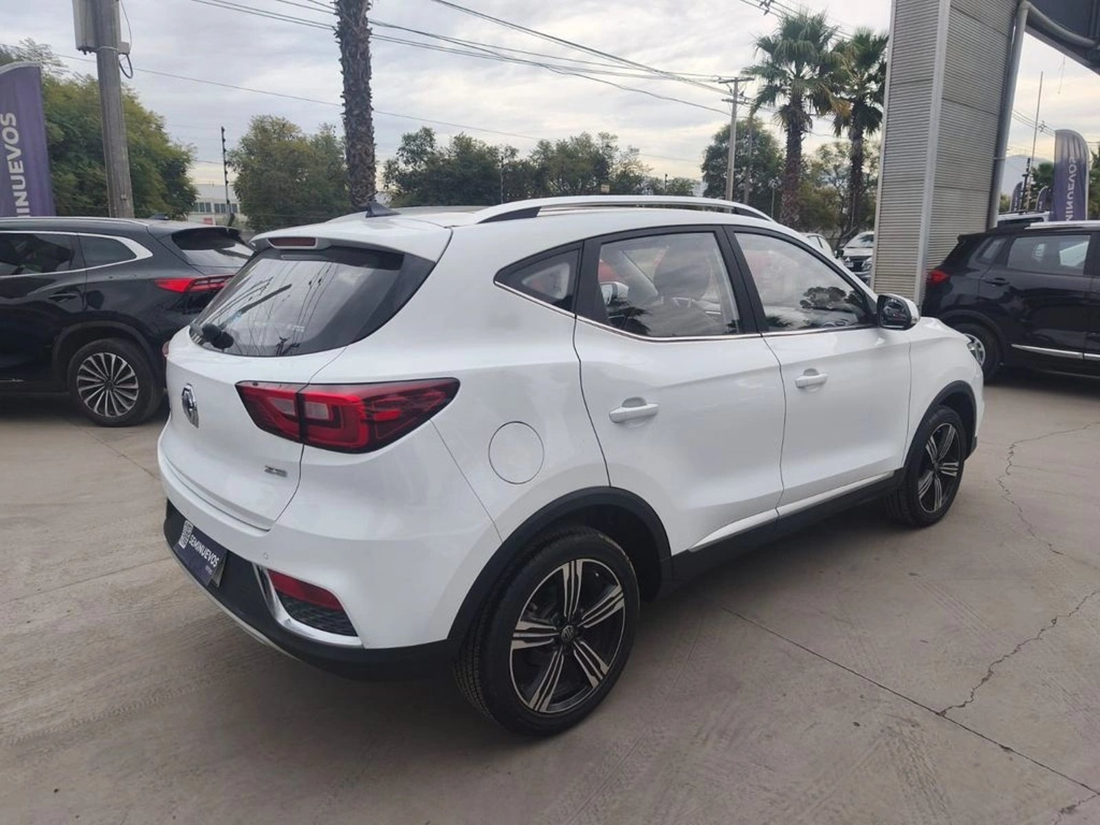 MG ZS 1.5 COM AT 2024 - Imagen 6 de 20