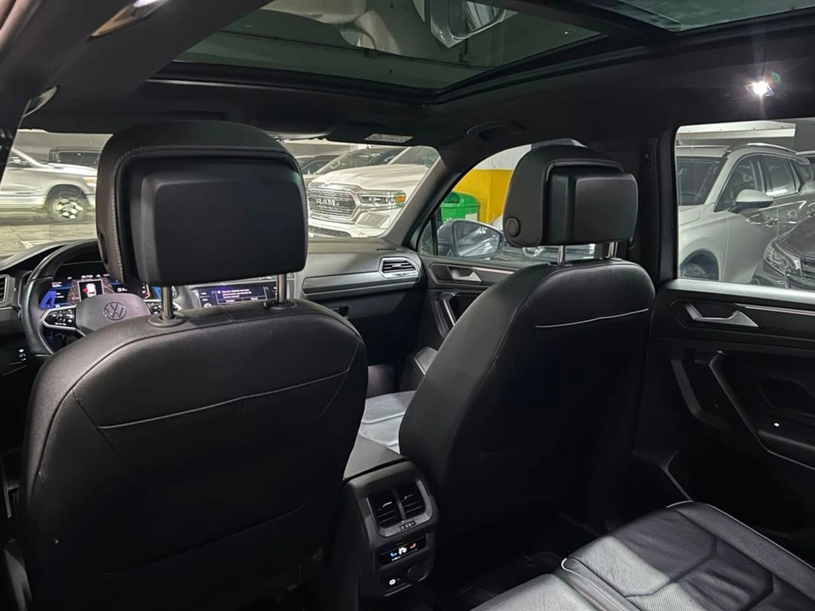 Volkswagen TIGUAN 2.0 TS AWD AT R-LINE 2023 - Imagen 13 de 16