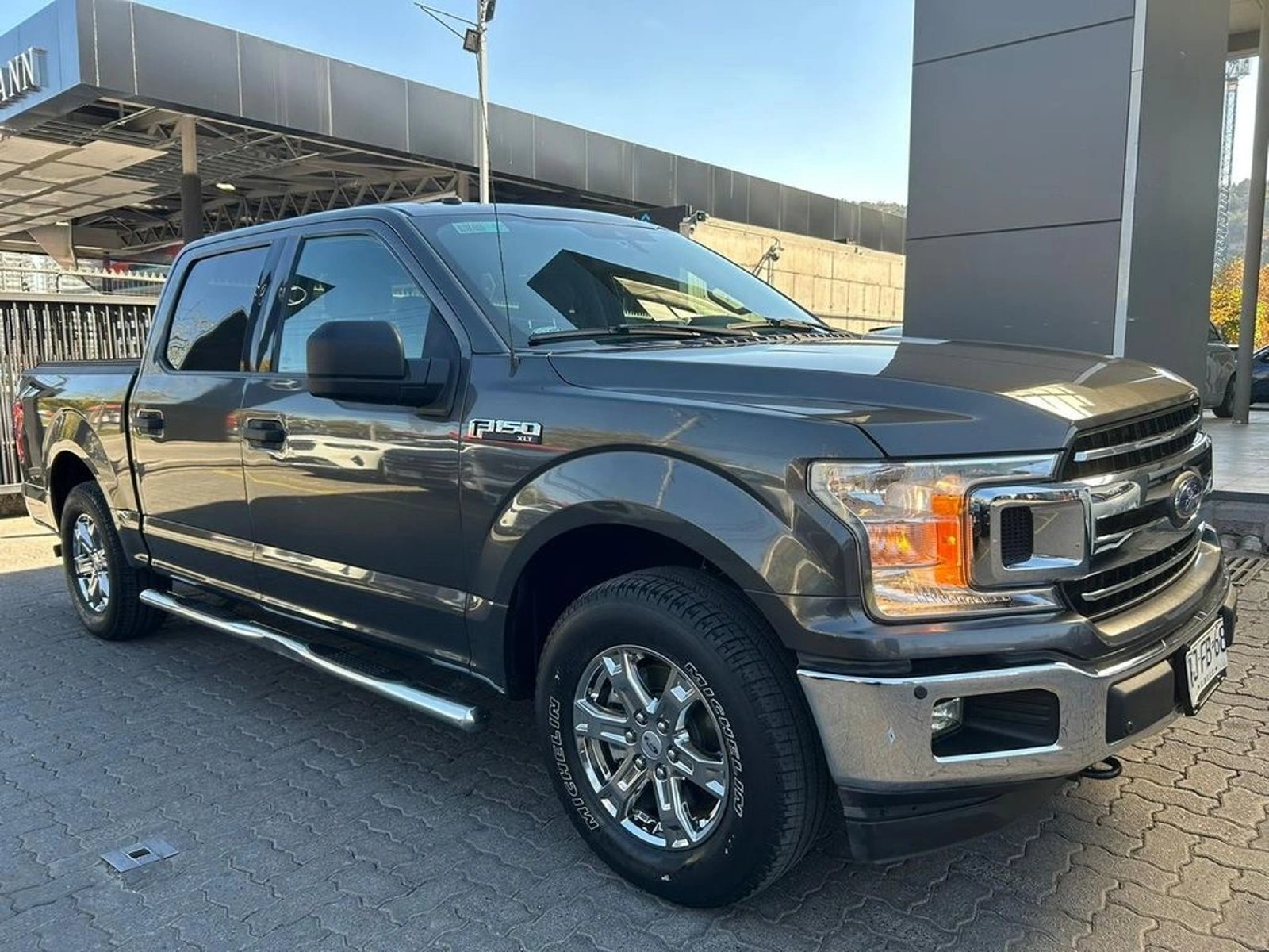 Ford F-150 3.3 CC XLT AT 2021 - Foto 4 de 16