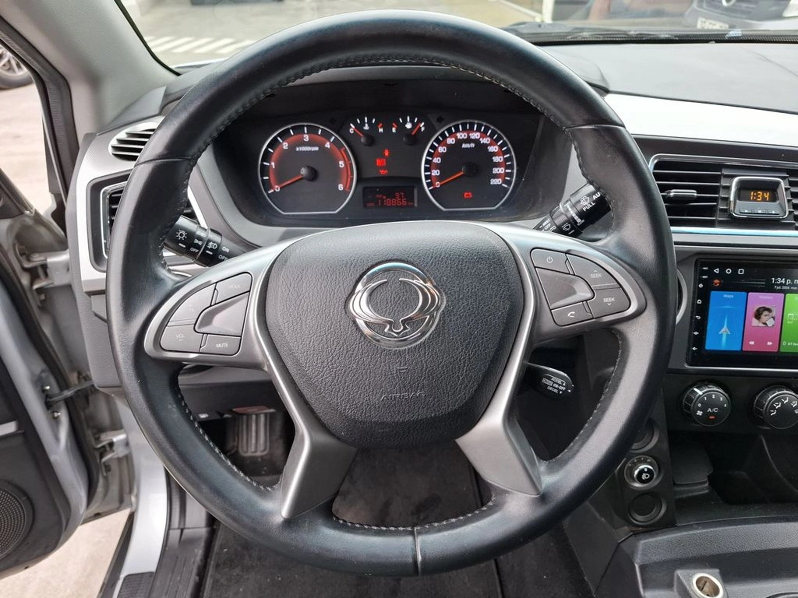 SSANGYONG ACTYON SPORTS MT 2.0 2017 - Imagen 14 de 20