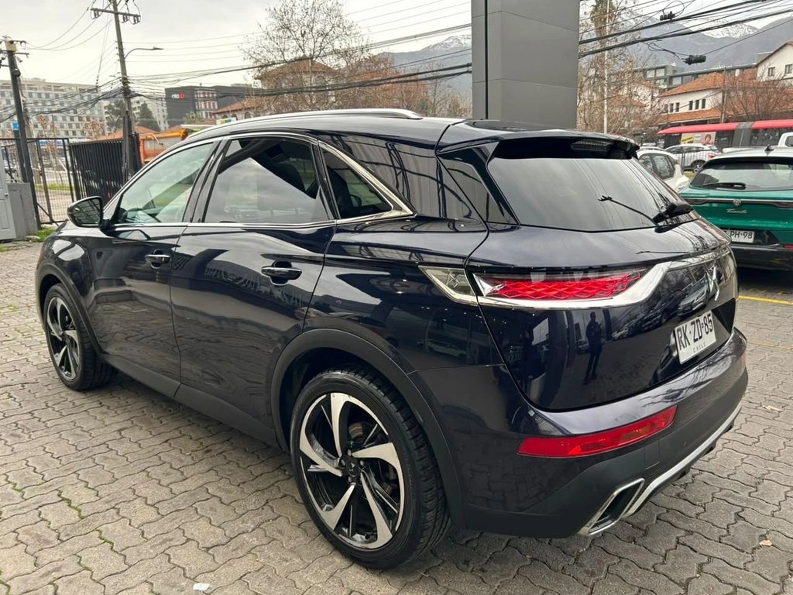 DS Automobiles DS7 CROSSBACK 2.0 CROSSBACK BLUEHDI 180 S&S PERFORMANCE LINE AT DIESEL 2022 - Foto 4 de 16