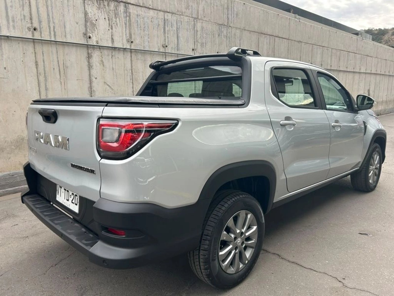 RAM 700 1.3 BIGHORN CD AT 2026 - Imagen 6 de 16