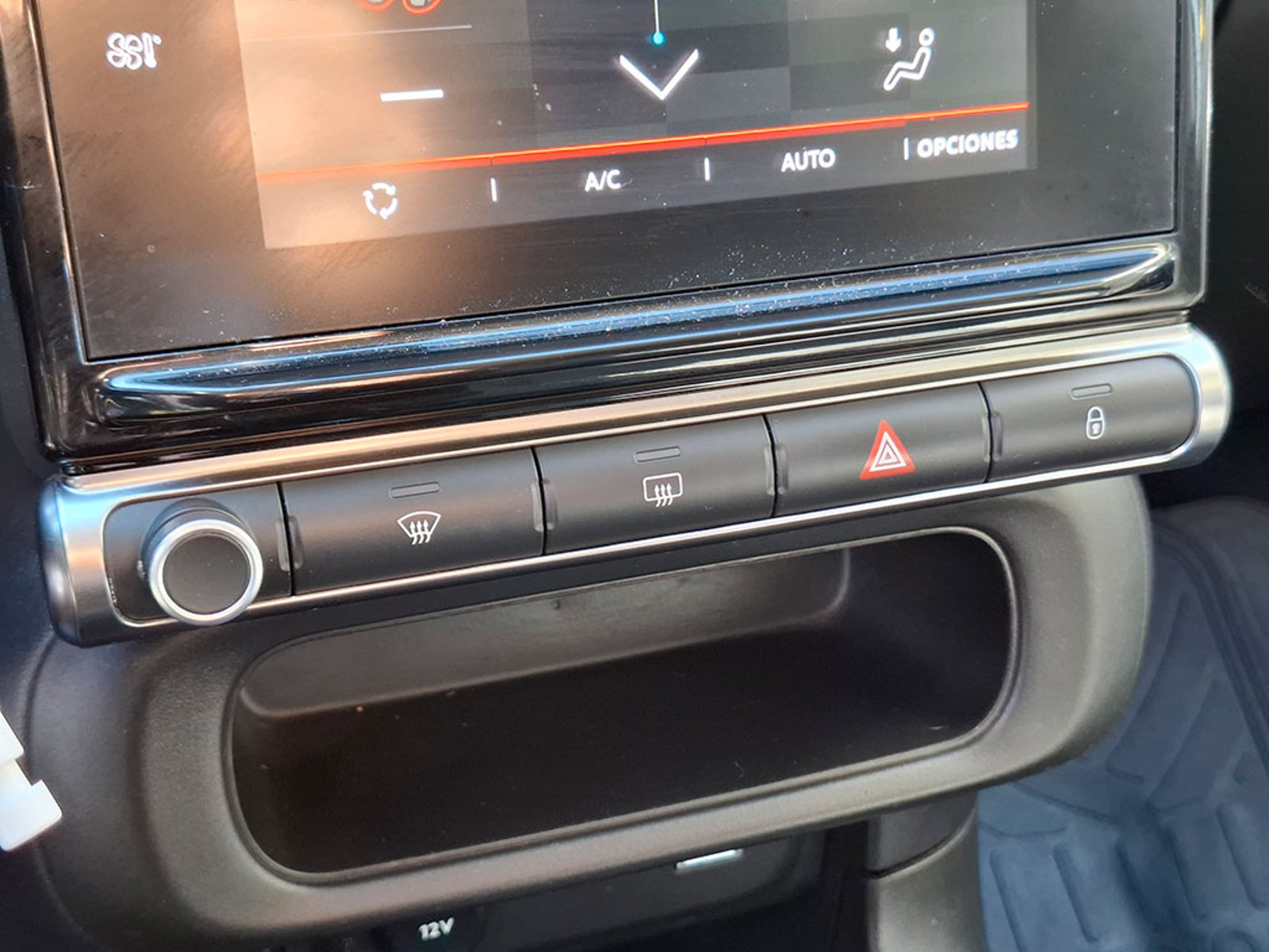 Citroën C3 1.5 LIVE BLUEHDI DIESEL 4X2 HB 100 SS BVM6 MT 5P 2024 - Imagen 16 de 20