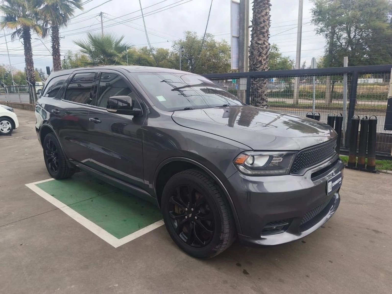 Dodge DURANGO LIMITED 4X4 3.6 AUT 2020 - Foto 3 de 20