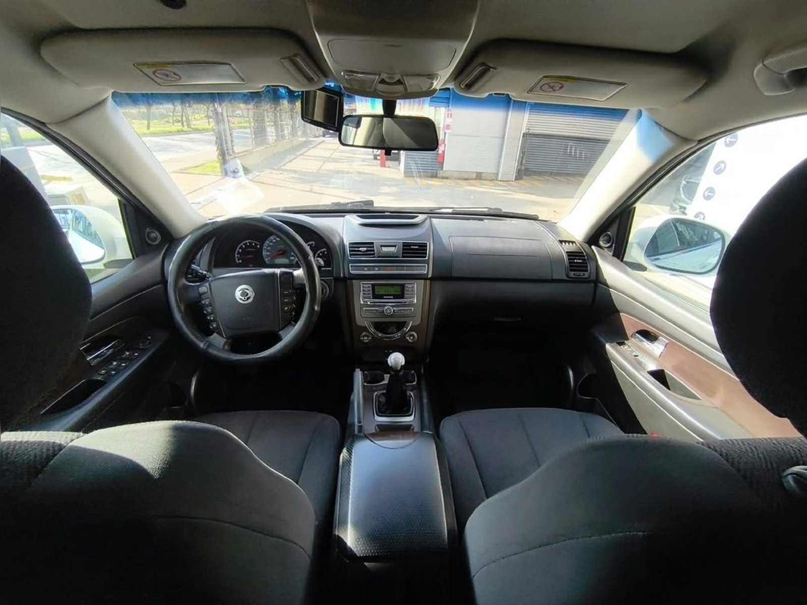 SsangYong REXTON 2.0 DIESEL 4X2 2014 - Imagen 13 de 20