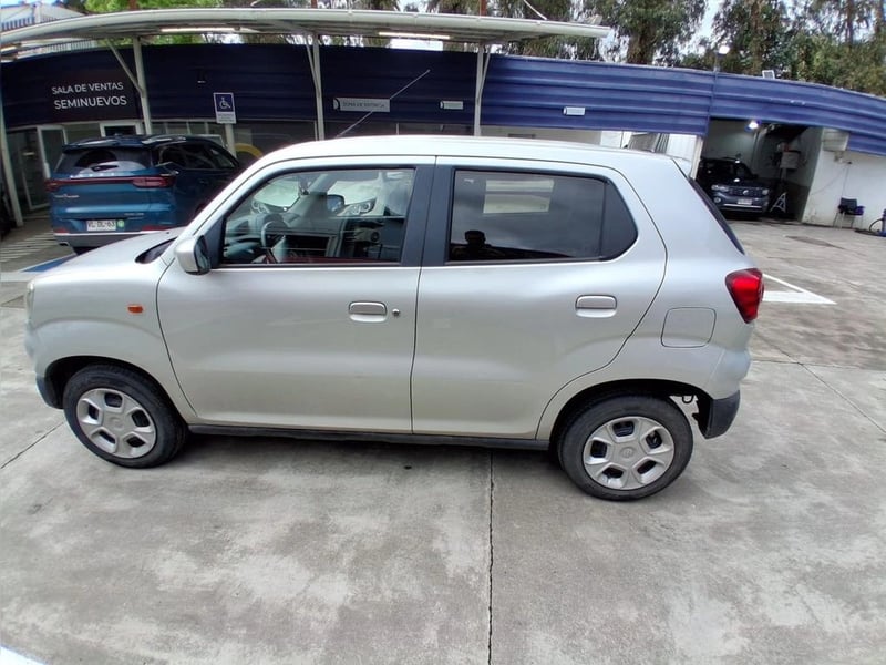 Suzuki S-PRESSO 1.0 GLX 4X2 MT 5P 2021 - Imagen 5 de 16
