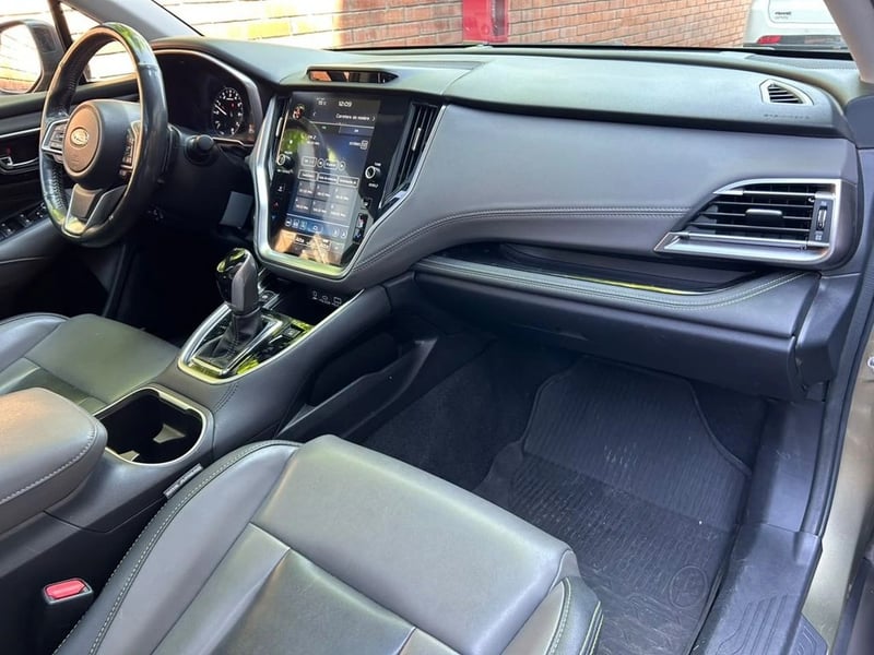 Subaru OUTBACK 2.4T Field Edition AWD CVT 2023 - Imagen 9 de 16