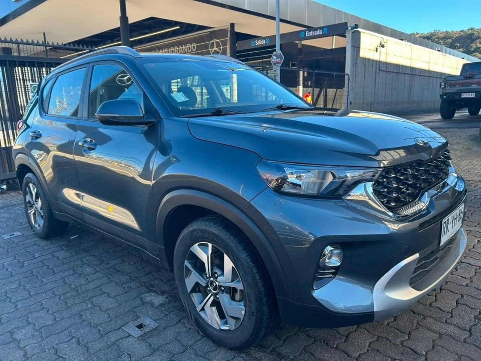 Kia SONET 1.5 EX 4X2 6MT 5P 2022 - Imagen 3 de 15
