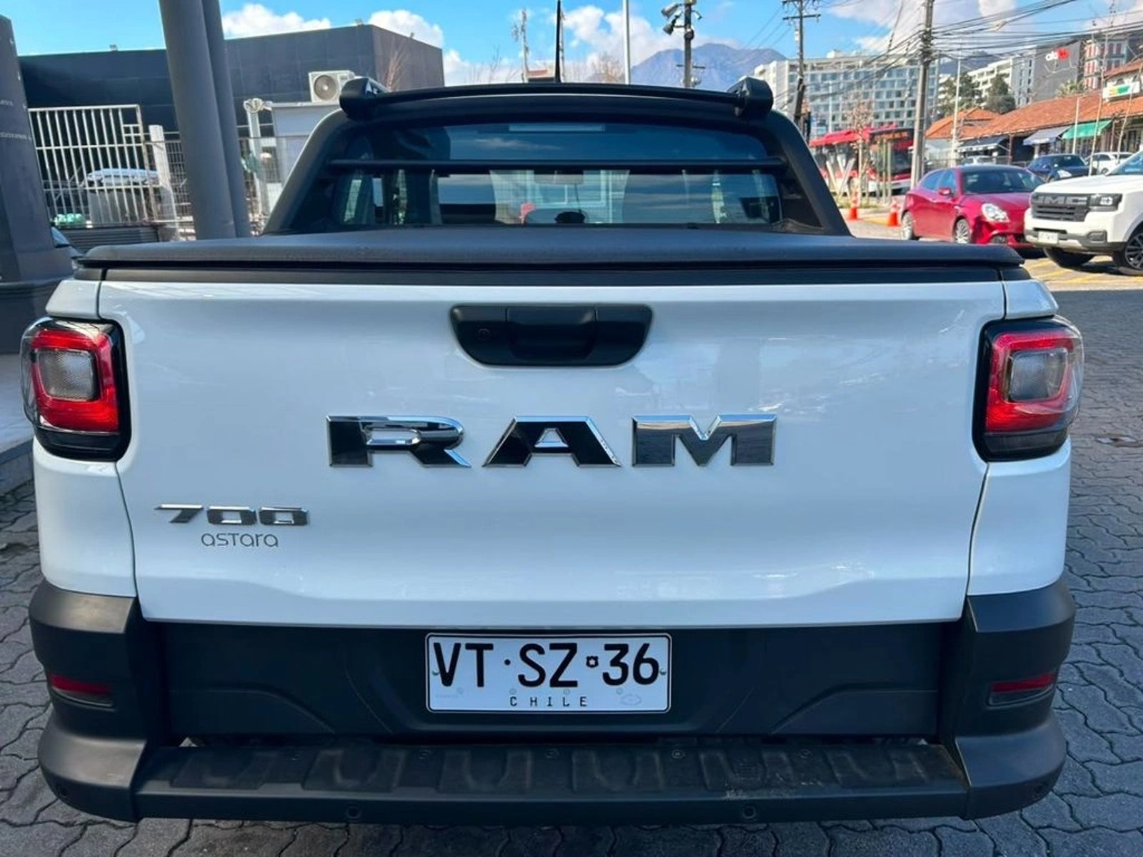 RAM 700 SLT 1.3 MT 2026 - Imagen 6 de 17