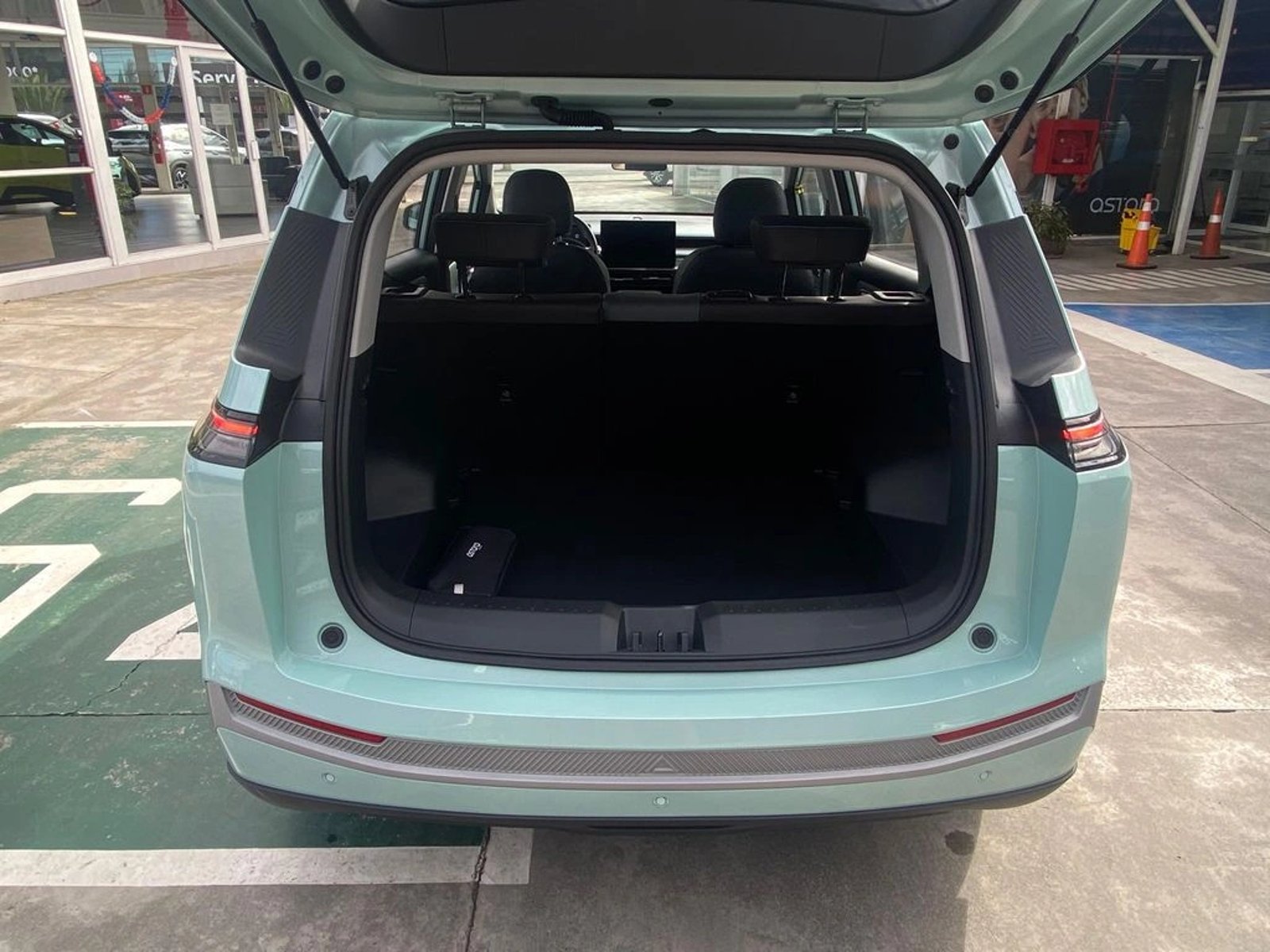 GAC MOTOR AION Y 2025 - Imagen 15 de 17