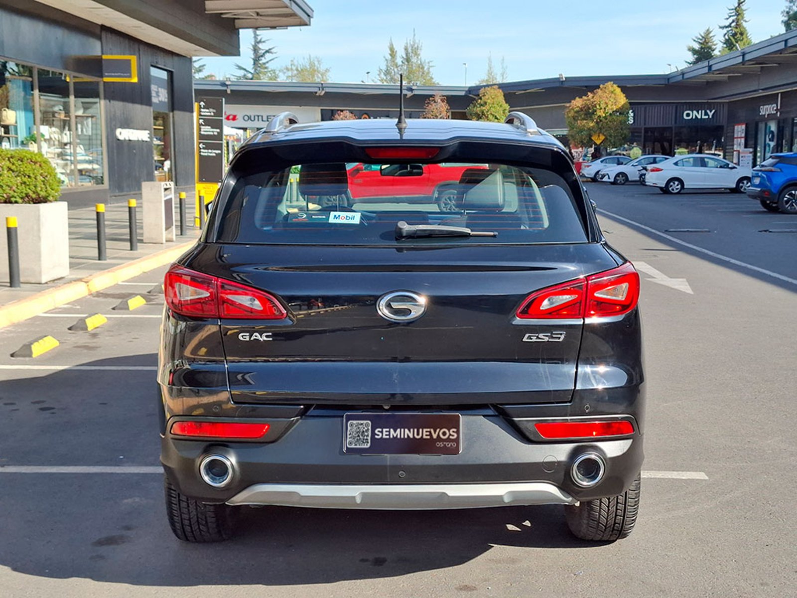 GAC Motor GS3 1.5 GB 4X2 MT 5P SUNROOF 2023 - Imagen 6 de 20