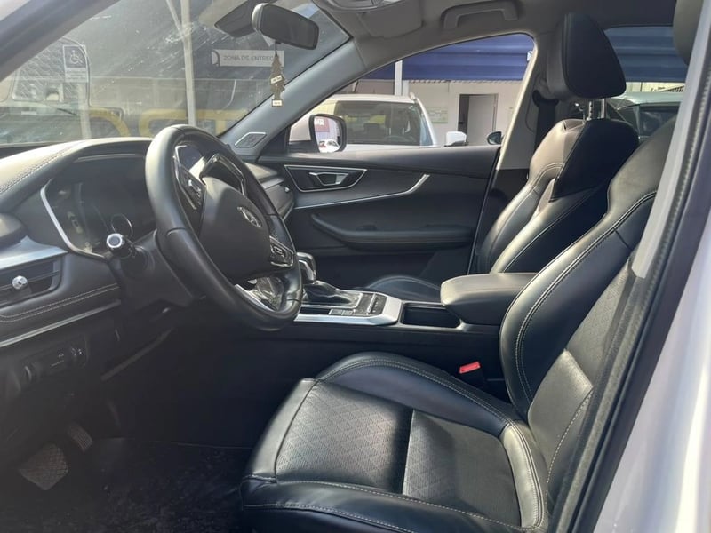 Chery TIGGO 8 1.5T GLX 4X2 DCT AT 5P 2022 - Imagen 10 de 19