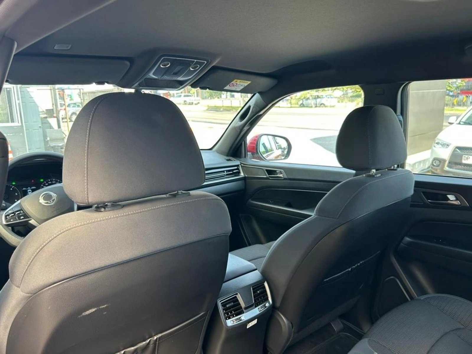 SSANGYONG MUSSO 2025 - Imagen 12 de 17